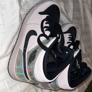 Air Jordan iridescent